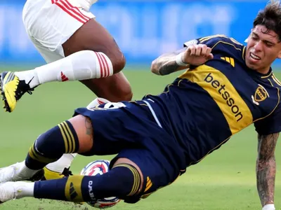 Carlos Palacios recibe la aprobación de la crítica tras su debut en el Mundial de Clubes junto a Boca Juniors