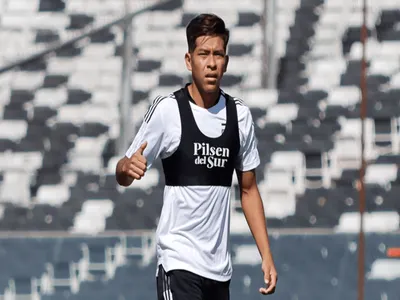 Ervin Vaca revoluciona el fútbol joven de Colo-Colo y tiene a todos encantados con su nivel
