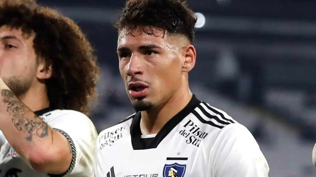 Alan Saldivia tiene contrato con Colo-Colo hasta diciembre de 2026.