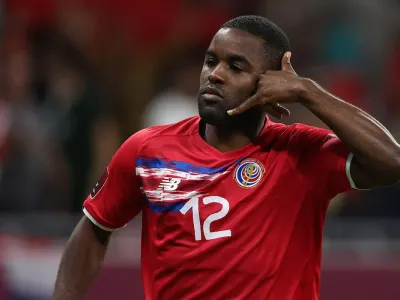 El gran guiño del entorno de Joel Campbell que aumenta los rumores de un interés por llegar a Colo-Colo