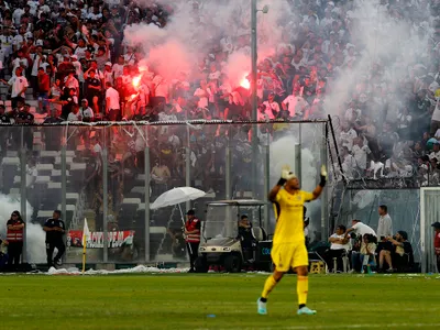 ¿Castigo para 2024? La tremenda sanción que recibirá Colo-Colo por incidentes en el Superclásico