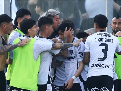 «Mentalmente se fue»: Hinchas piden la salida de cuestionado jugador de Colo-Colo