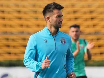 ¿Colo-Colo o la U? Carlos Villanueva no duda y elige a su favorito para el título: «Saben que van a ganar»