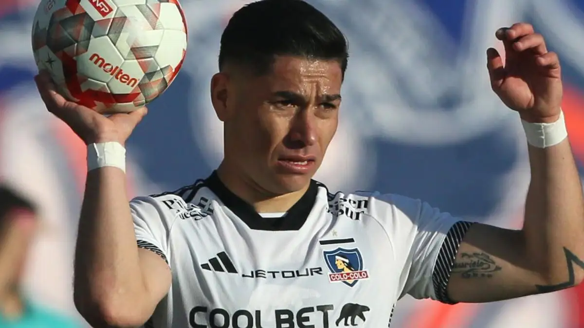 Óscar Opazo ratificó su confianza en Jorge Almirón.