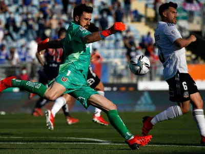 Ex Colo-Colo lanzó una clara advertencia a la Garra Blanca ante la llegada de Fernando de Paul
