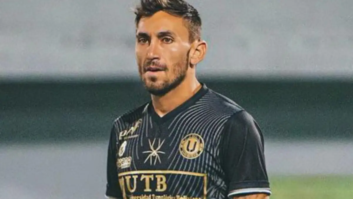 Raúl Olivares.