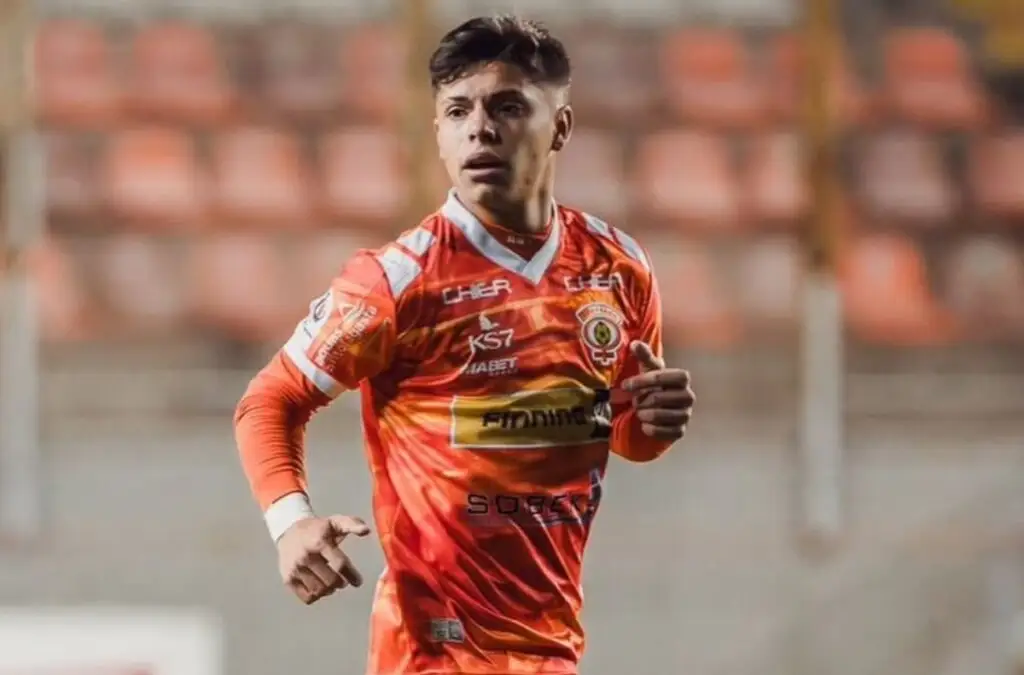 Tomás Roco tendría nuevo club tras su frustrada llegada a Colo-Colo.