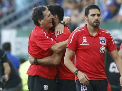 Tuvo un complejo paso por Colo-Colo, no dirigió por muchos meses, pero regresó como flamante DT de club chileno