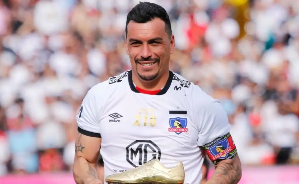 Luka Tudor comparó sus registros goleadores con los de Esteban Paredes.