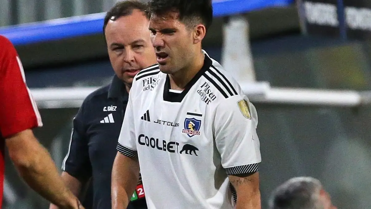 César Fuentes.