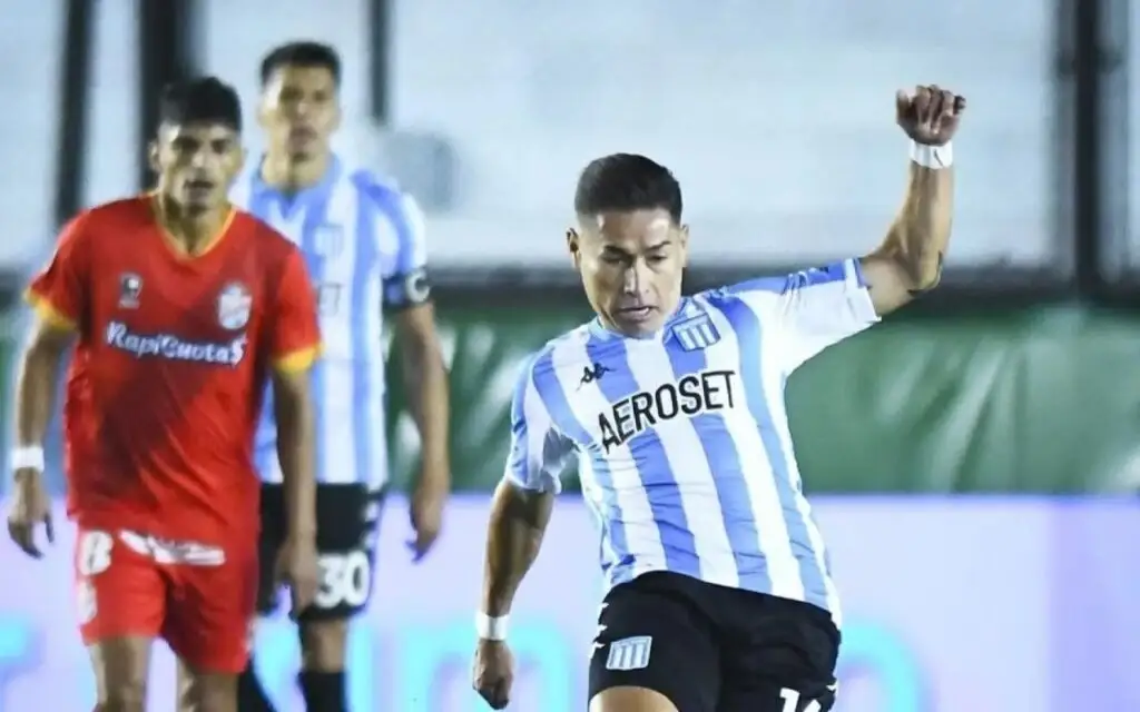 Óscar Opazo firmará en Colo Colo por dos años y medio.