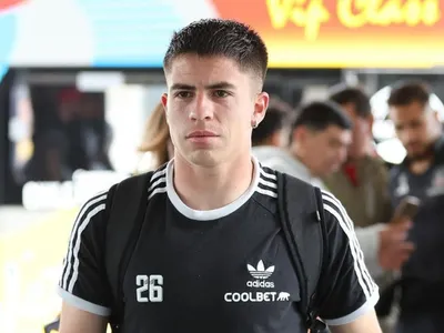 Saldrá de Colo-Colo: Revelan a los tres equipos que buscan fichar a Matías Moya