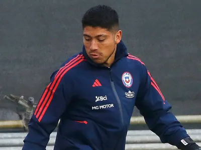 Sonríe el Indio: La importante noticia que recibió Brayan Cortés en medio de su estadía en La Roja