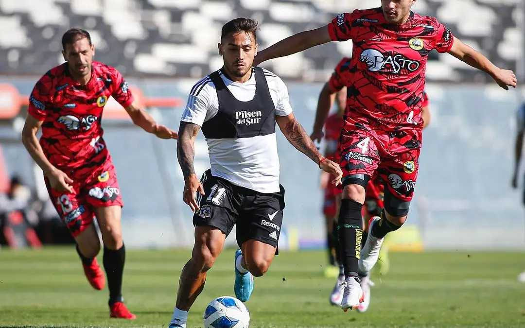 Colo-Colo Oficial
