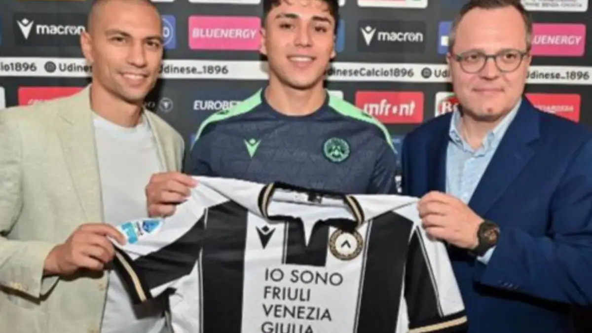 Damián Pizarro fue presentado como nuevo jugador de Udinese.