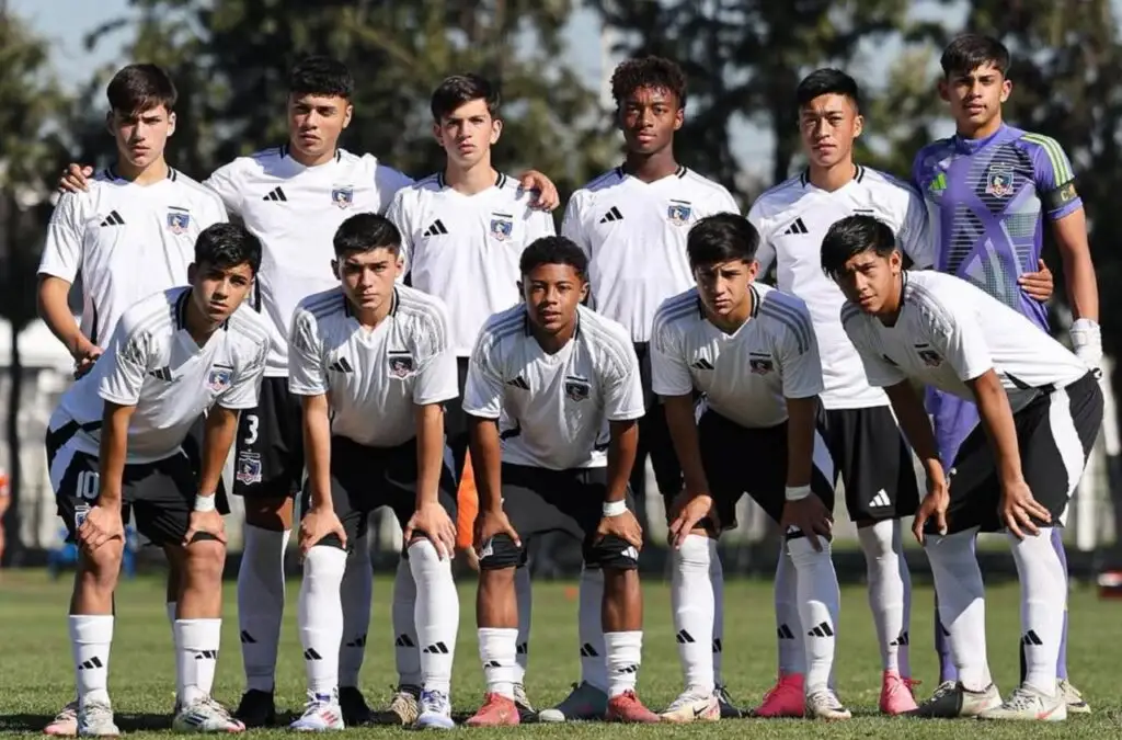 Colo-Colo disputará la Nike Premier Cup 2025.