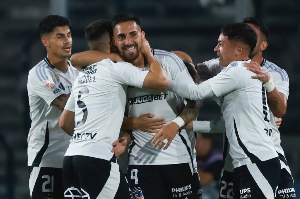 Gol de Lucas Cepeda en el partido de Colo-Colo vs Everton.