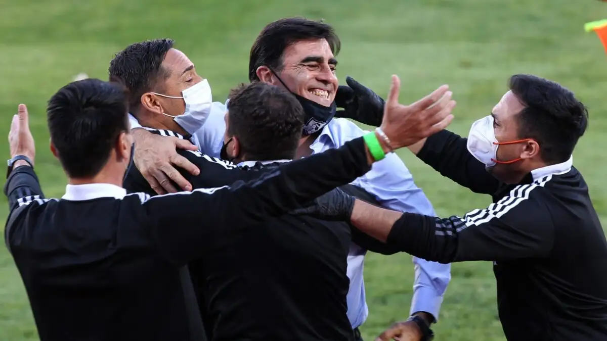 Gustavo Quinteros.