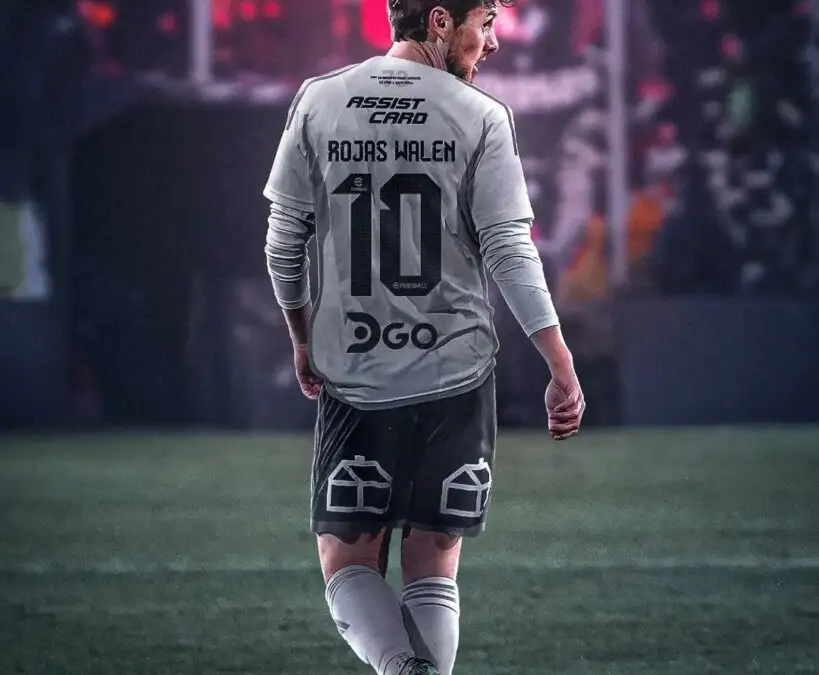 Marco Rojas, propuesta camiseta conmemorativa del plantel de Colo-Colo 1973