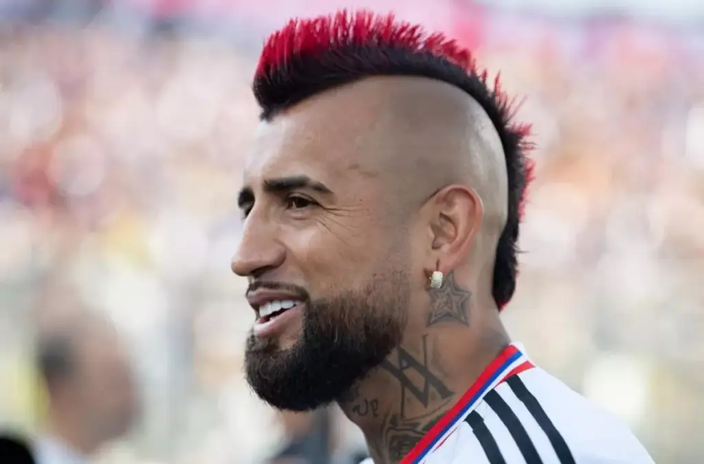 Arturo Vidal rechazó millonarias propuestas para llegar a Colo-Colo este 2024.