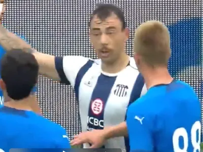 [VIDEO] En medio del interés de Colo-Colo: El tenso momento que vivió Matías Catalán con Talleres