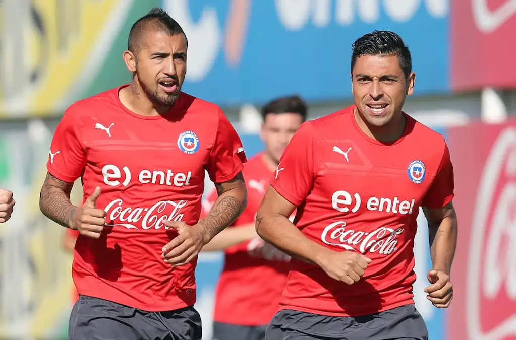 Gonzalo Jara respaldó a Jorge Almirón tras tildar a Arturo Vidal como el mejor jugador de Colo-Colo.