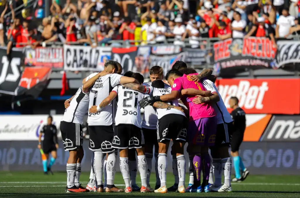 Futbolistas de Colo-Colo son investigados por la PDI