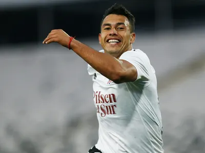 Así formaría Colo-Colo frente a Unión Española tras la lesión de Leonardo Gil