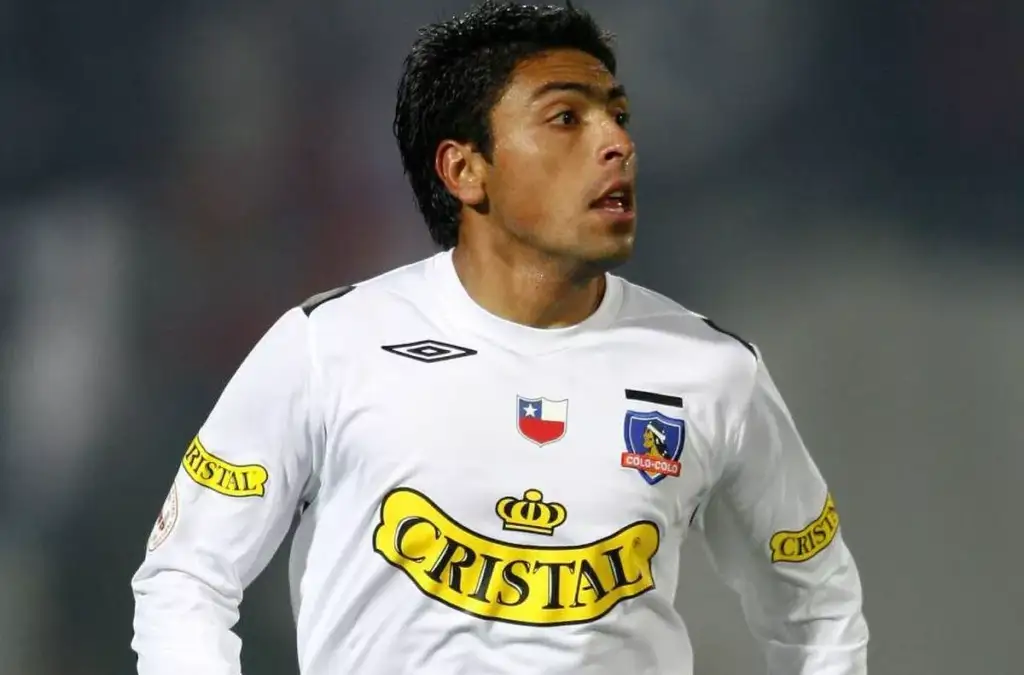 Gonzalo Jara jugó en Colo-Colo entre 2007 y 2009.