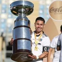 Va por un histórico: El récord que Óscar Opazo podría cumplir en Colo-Colo durante 2025