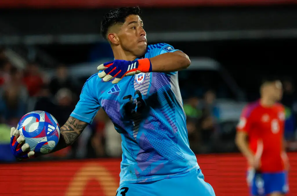 Brayan Cortés salió de la concentración de Colo-Colo