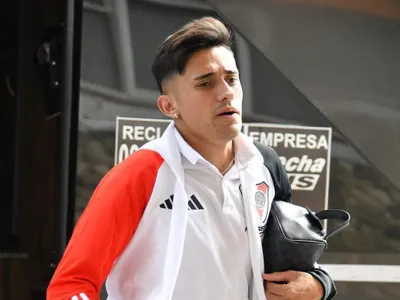 A levantar cabeza: El duro golpe que sufrió Pablo Solari con River Plate en la Copa de la Liga Argentina