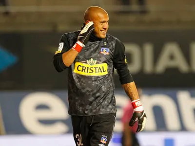 Renny Vega le manda un mensaje a Christian Santos tras su arribo a Colo-Colo