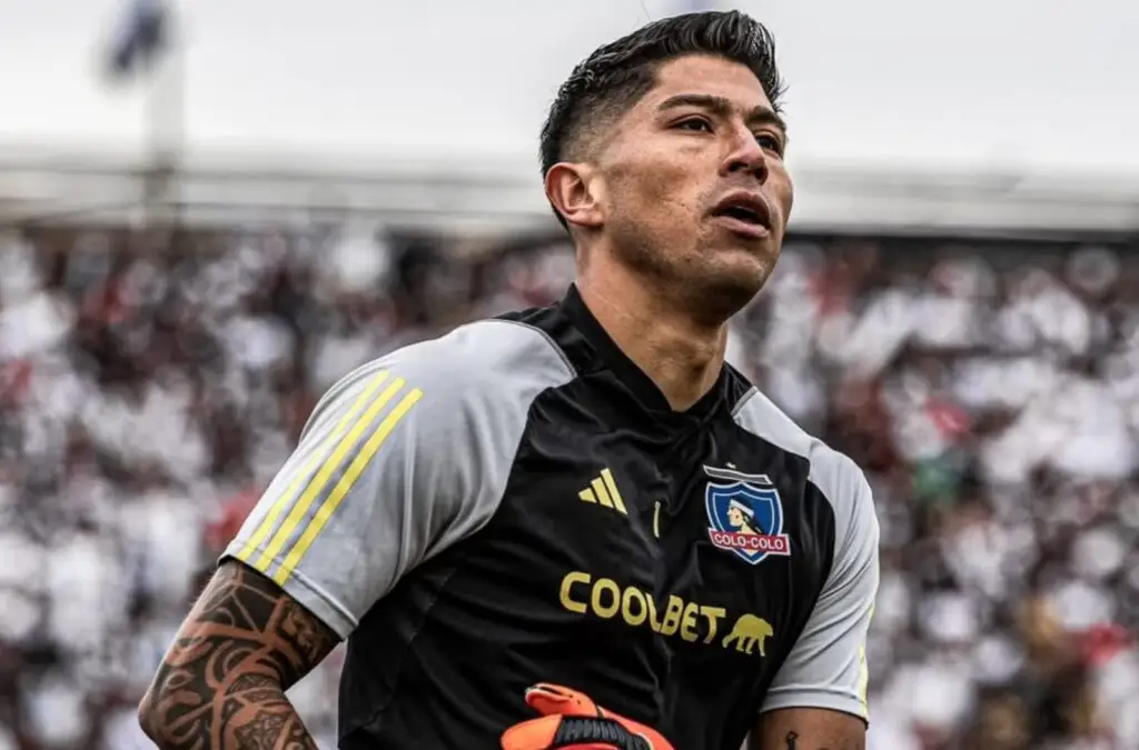 Juan Cristóbal Guarello eligió a su portero ideal para reemplazar a Brayan Cortés.