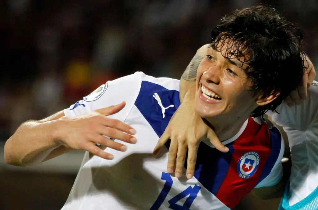 Matías Fernández sigue sumando confirmados a su despedida.