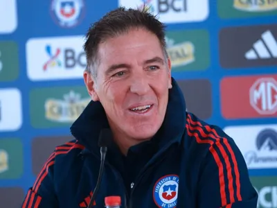 ¡Sorpresa total! El tapado que Berizzo incluiría en la nómina de La Roja para los duelos claves por Eliminatorias