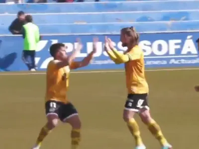 [VIDEO] ¿Y en Colo-Colo? Christian Santos se luce con un doblete en el fútbol español