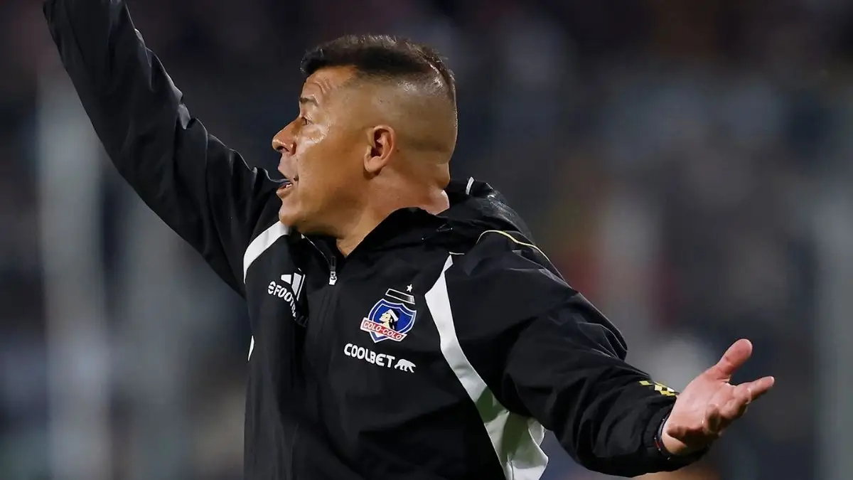 Jorge Almirón será suspendido.