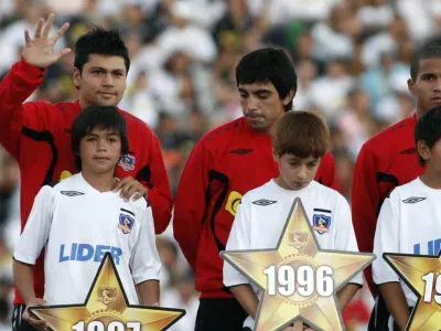 Jugador que tuvo un fugaz paso por Colo-Colo anunció su retiro del fútbol profesional