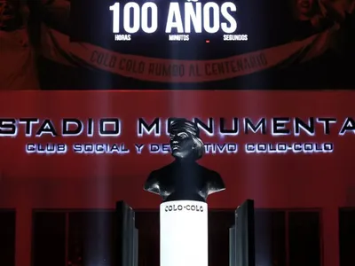 Del tablón a la sala de cine: Colo-Colo anuncia el estreno de documental por su Centenario