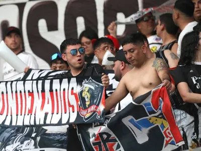 Todavía sorprende: Youtuber europeo se rinde ante hinchada de Colo-Colo tras duelo frente a Junior