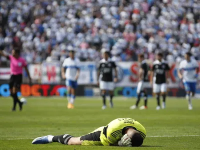 ¿Qué tal? Cruzados SADP culpó a Maximiliano Falcón por las violentas agresiones en San Carlos de Apoquindo