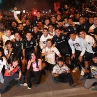 [Video]: La tocada de oreja del plantel de Colo-Colo a la U en pleno hotelazo en Copiapó