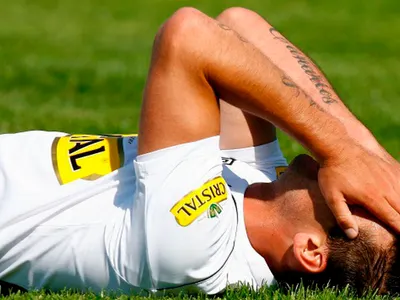 Se niega al retiro: Uno de los peores refuerzos de Colo-Colo en la última década encontró club en la Primera B