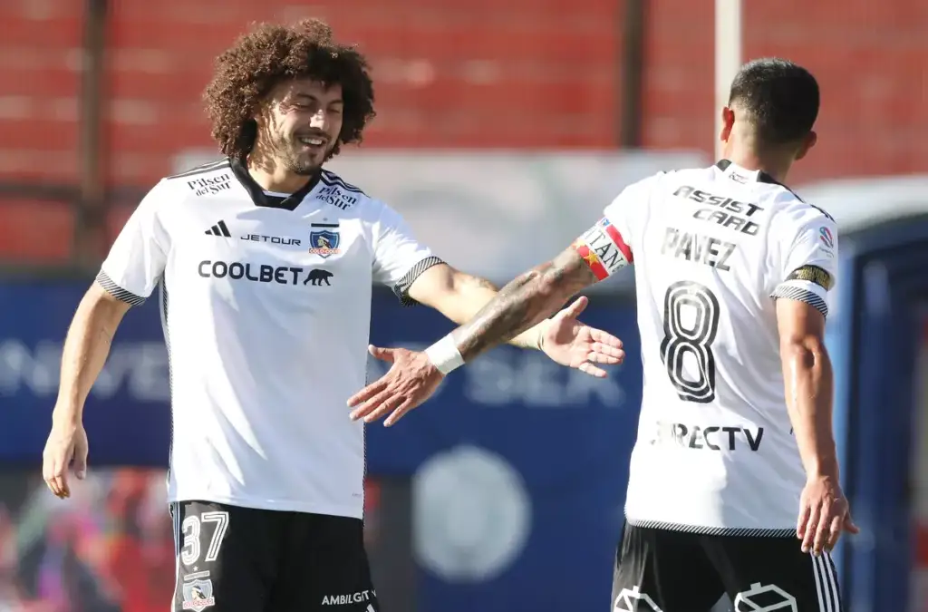 Colo-Colo ya piensa en su enfrentamiento con Godoy Cruz por Copa Libertadores.