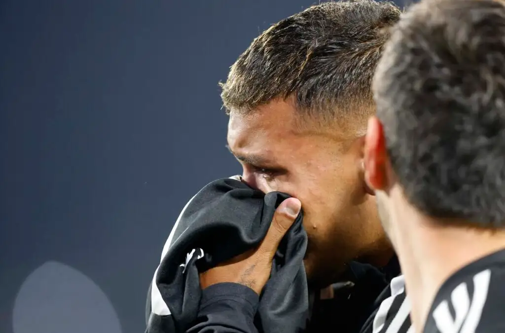 Daniel Gutiérrez abandonó llorando el terreno de juego tras ser sustituido en el duelo ante Coquimbo.