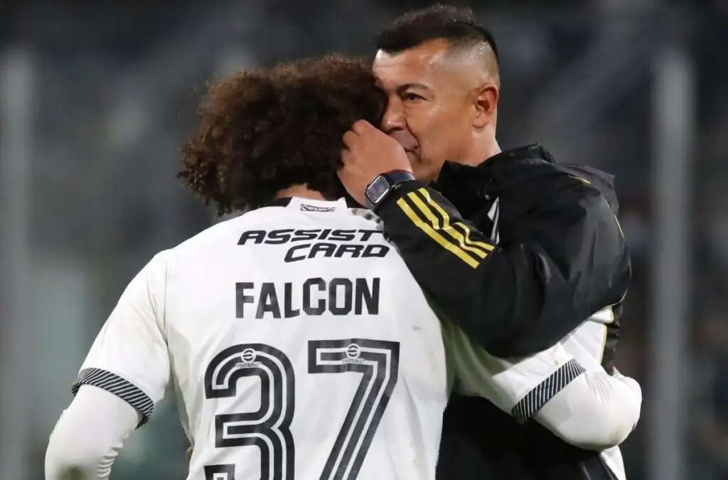Jorge Almirón mantiene en sus planes a Maximiliano Falcón.