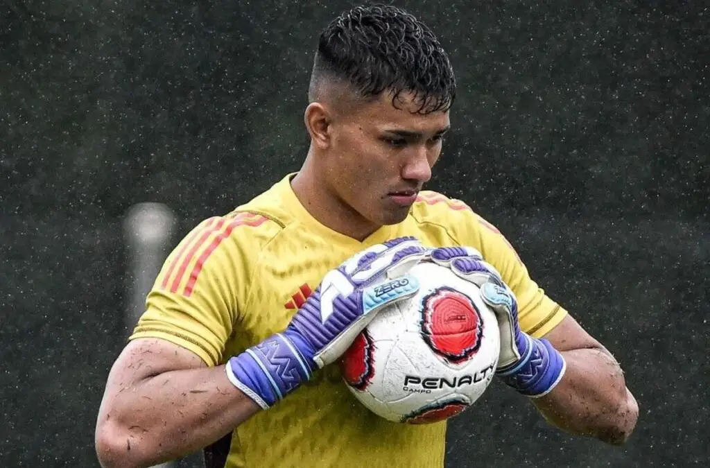 Eduardo Villanueva se ilusiona con jugar en el primer equipo de Colo-Colo.