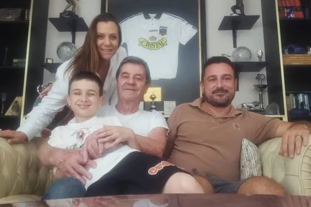 La hija de Mirko en familia.