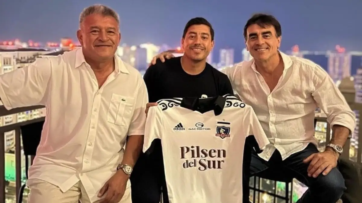 Gustavo Quinteros junto a Nicolás Córdova.